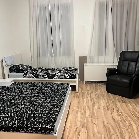 4 Bedroom The Hague